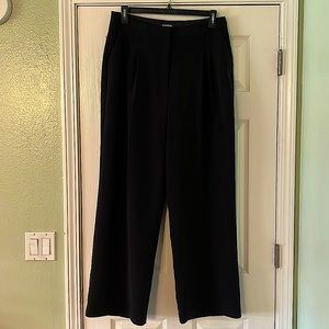 Express Super High Rise Pleated Wide Leg Trouser